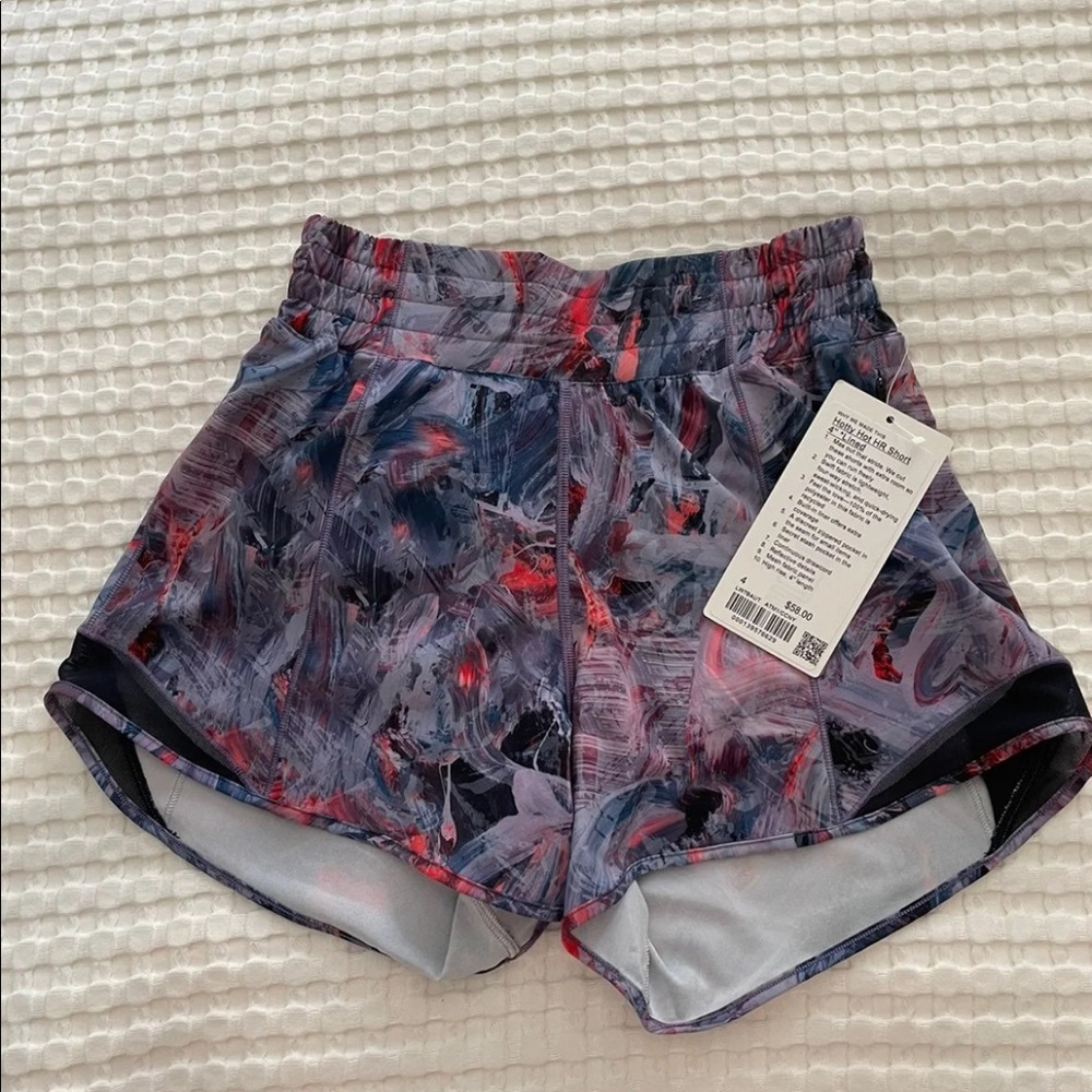 Lululemon hotty hots